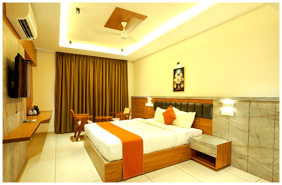 ac deluxe triple room in guruvayur